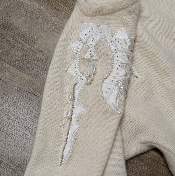 Laura Gayle Vintage Inspired Lambs Wool Angora Rabbit fur Blend Sweater - Picture 12 of 13